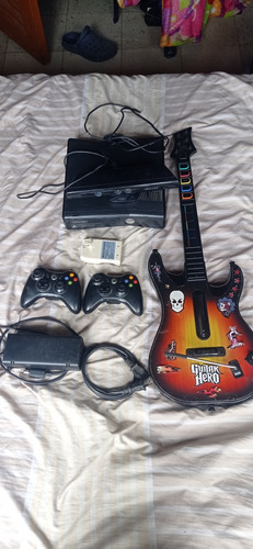 Xbox 360 + Kinect+ Guitarra + Controles