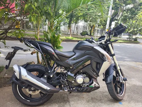 Benelli 180s Prox Modelo 2023 Excelente Estado