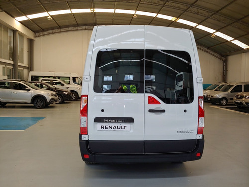 Imagen 6 de 18 de Renault Master Minibús