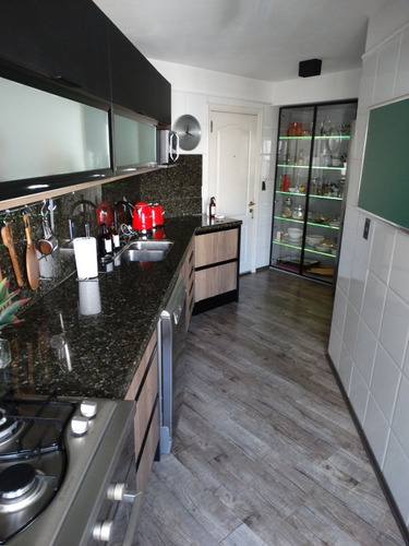 Imagen 26 de 30 de Apartamento En Venta Sobre Rbla. Con Vistas Al Mar, 3 Dormitorios, Parrillero De Uso Esclusivo Y Servicio 2 Garajes