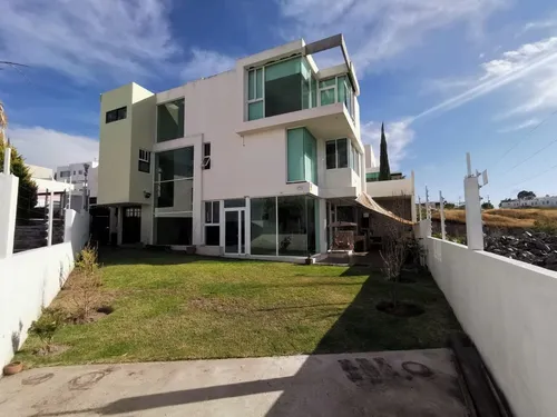 Preciosa Residencia De Autor En Los Cipreses, Vista Espectacular, Única !!