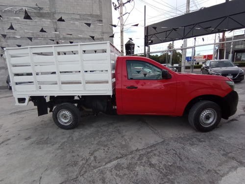 Imagen 8 de 8 de Nissan Np 300 Estacas 0292