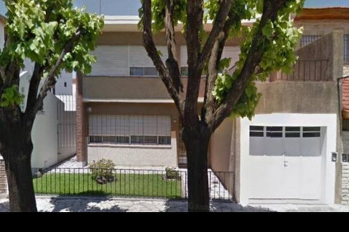 Imagen 1 de 7 de Casa En Venta En Ramos Mejia