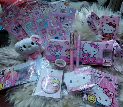 Hello Kitty Set 15 Pzas