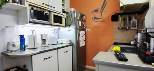 Venta Ph 3 Ambientes C/patio Luzuriaga - Permuta