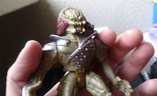 1993 Kenner Ultimate Alien Hunter Predator Scavage 13.5 Cms (Usado)