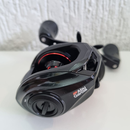 Carretilha Abu Garcia Revo4 Sx-hs Esquerda 7.3:1 Drag 11,1kg Cor Preto