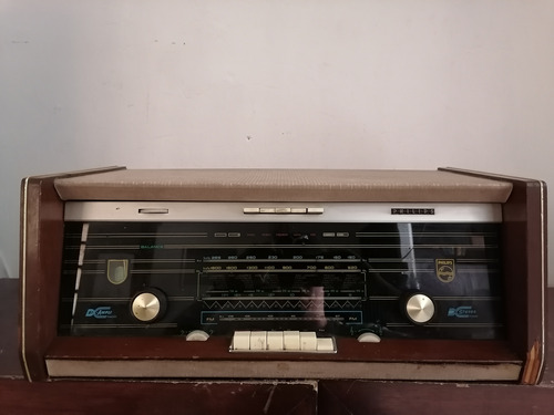 Radio De Bulbos Philips B6x23a