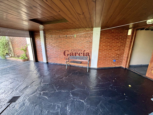 Importante Chalet Frente Al Mar!!