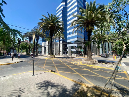 Arriendo Oficina 433m2, Coyancura - Metro Los Leones