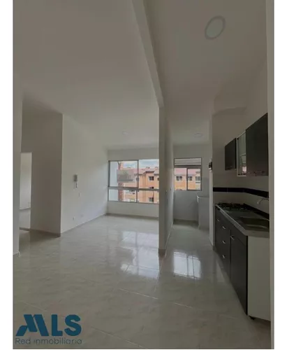 Comodo Apartamento En La Ceja(mls#244808)