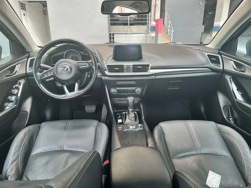Mazda 3 2.0 Touring At
