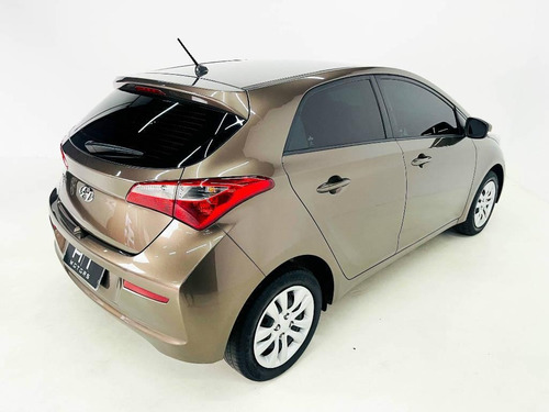 Imagem 3 de 11 de Hyundai Hb20 1.0 Comfort 2018 Manual