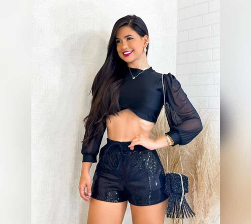 Imagen 1 de 1 de Ropa Brasilera