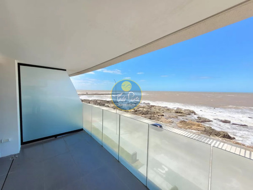 Apartamento En Venta, A Estrenar, Primera Fila Playa Brava - Punta Del Este