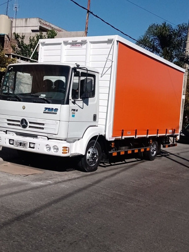 Imagen 8 de 8 de Mercedes Benz 712