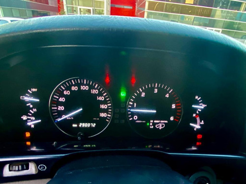 Toyota Land Cruiser Vx100 2005