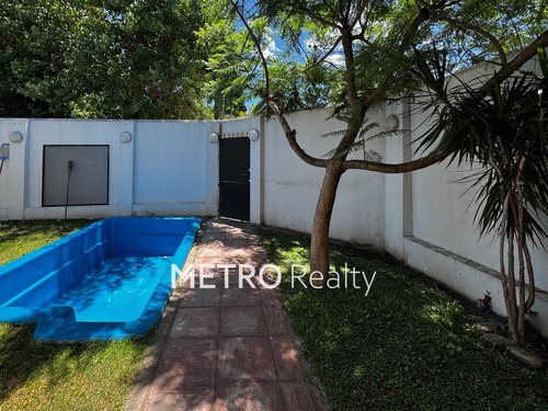 Casa En Venta 5 Ambientes En Don Torcuato Acepta Permuta Jardín Pileta Apto Crédito Parrilla Quincho