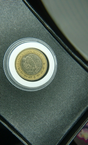 Moneda De Colección De Diez Pesos Canto Invertido De 2001