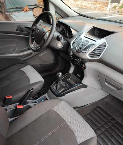 Imagen 9 de 13 de Ford Ecosport 2014 1.6 Se 110cv 4x2