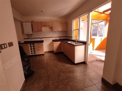 Casa En Venta De 3 Dormitorios En Puerto Varas