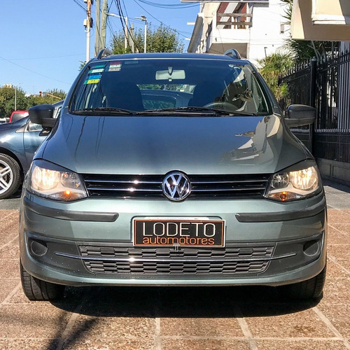 Volkswagen Suran 1.6 Comfortline 2011