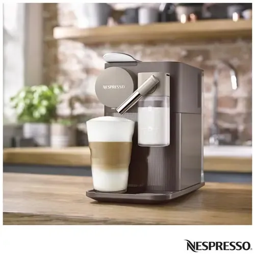 Cafeteira Nespresso Lattissima One Espresso F111-br 220v