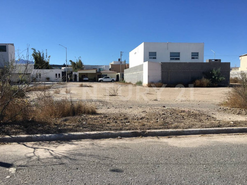 Terreno En Venta En Residencial San José Al Norte De Saltillo.