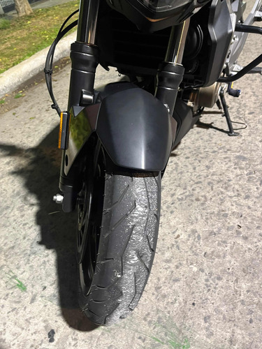 Imagen 7 de 12 de Bajaj Dominar 400