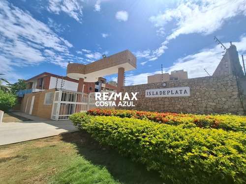 En Venta Encantador Apartamento En El Edificio Isla De Plata Tucacas