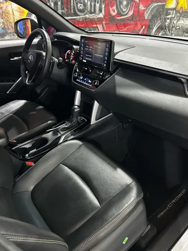 Toyota Corolla Cross 2023