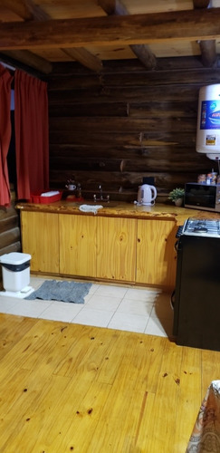 Imagen 6 de 19 de Cabañas Nikito. Cabañas Estilo Canadienses Para 3 ,5 Y 6 Personas . Cabaña Disponible Para 4 O 5 Personas Desde El 14 Al 19/01/23.