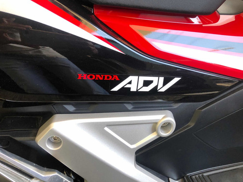 Imagem 6 de 10 de Honda Adv