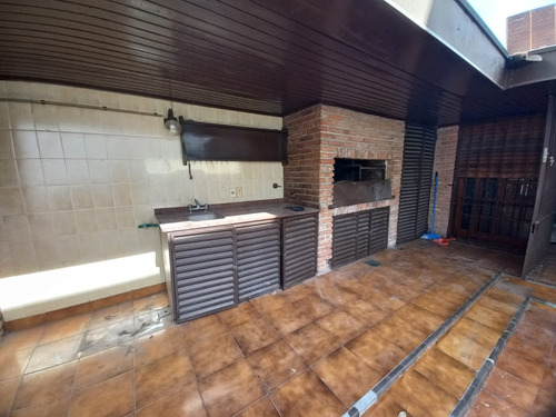 Bucarelli Y Campillo Parque Chas Lote Con Casa Para Construir 775 M2 Vendibles Desarrollado En Pb, 5 Pisos Y 2 Retiros