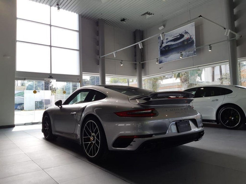 Imagen 1 de 15 de Porsche 911 Turbo S