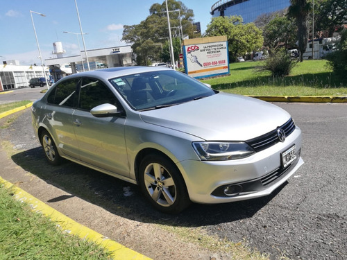 Volkswagen Vento 2.5 Luxury Automático 2013 Gris Cuero Techo
