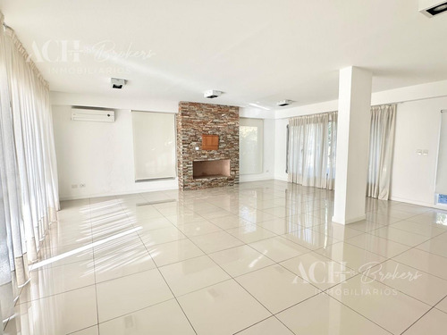 Casa En Venta En Los Alisos, Nordelta, Tigre