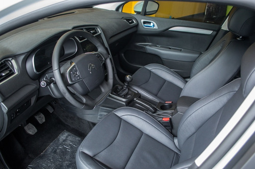 Imagen 7 de 15 de Citroën C4 Lounge 2021 1.6 Hdi 115 Feel Pack