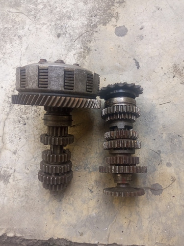 Imagen 1 de 3 de Rz Yamaha 250, Crochera Y Caja De Cambio