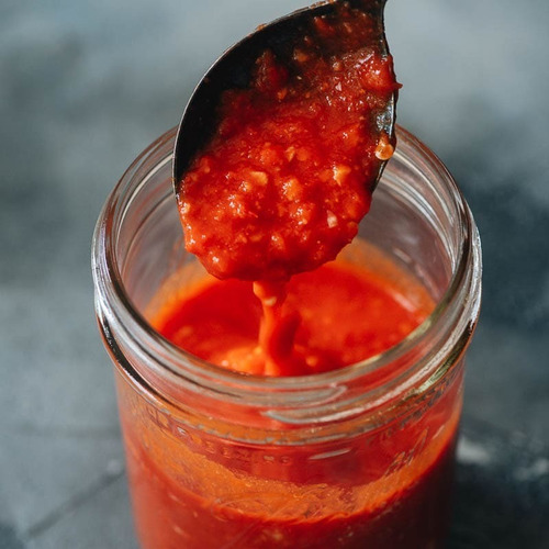 Salsa De Ajo Con Chile Chili Garlic Sauce 3.85 K