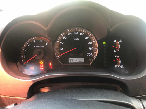 Imagen 13 de 15 de Toyota Hilux 2015 3.0 Cd Srv Cuero 4x4 5at - A4