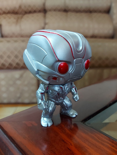 Funko Pop Ultron 72 Avengers Marvel (Usado)