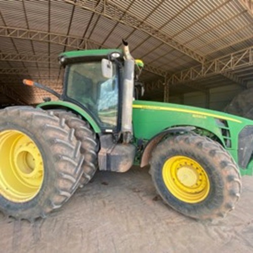 Trator Jonh Deere 8220 R Ano 2010
