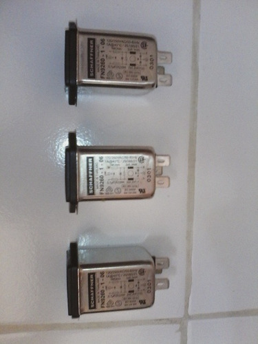 Imagen 6 de 10 de Supresor De Picos Con Portafusible Europeo Para Chasis