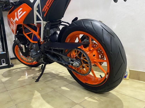 Imagen 3 de 25 de Ktm Duke 390