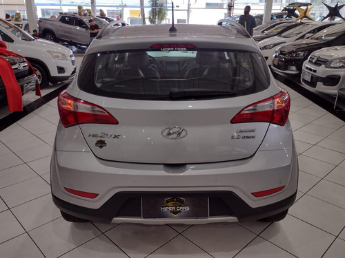 Imagem 5 de 14 de Hyundai Hb20x Premium 1.6 (aut) Flex
