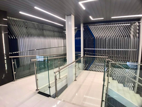 Imagen 10 de 10 de En Venta/alquiler Oficina De 600m2 En Las Mercedes