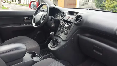 Kia Carens 2.0 Mec. 7 Ptos .Full Equipo