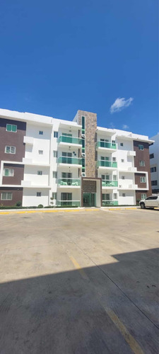 Apartamento En Renta Próximo A La 27 De Febrero Santiago