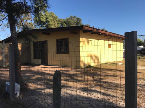 Imagen 5 de 13 de Casa De Dos Dormitorios Al Norte